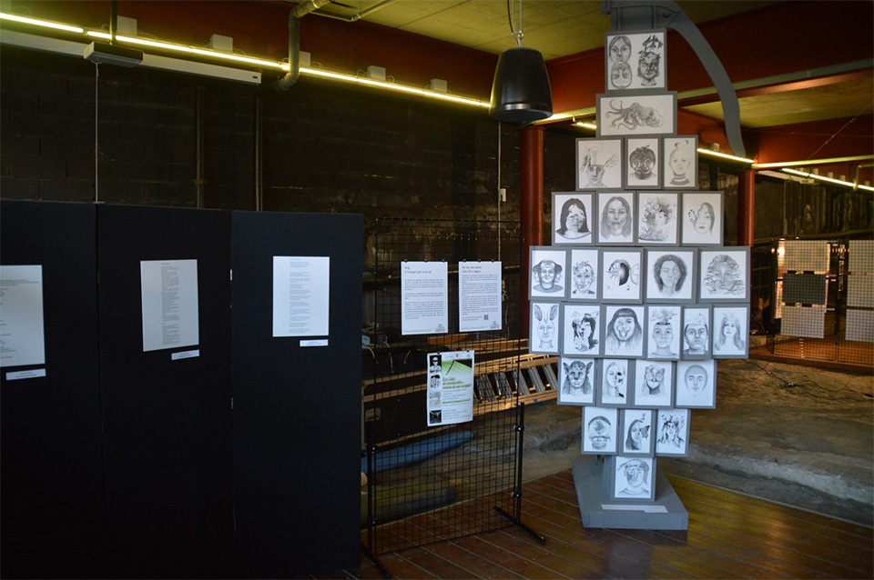 foto, disegni, locandine esposte per una mostra foto, disegni, locandine esposte per una mostra